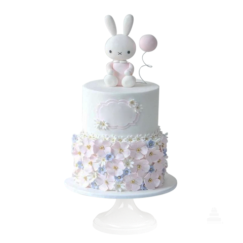 Bunny Cake, pastel con figurita de conejito de fondant blanco