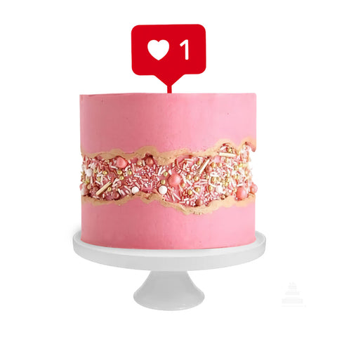 Pink Love, pastel con cake topper de corazón