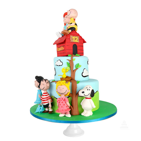 Peanuts party, pastel decorado con Charly Brown Snoopy Woodstock