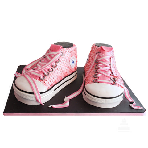 Shinning Shoes, pastel decorado de converse