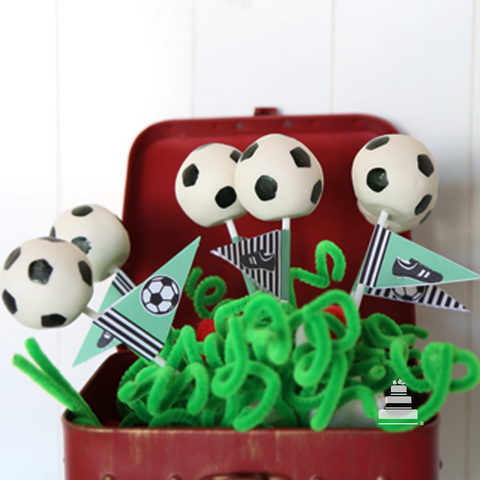 Soccer Ball Cake Pops, paletas de pastel de balón